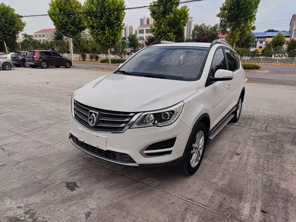 Baojun 560 2017 2016 1.8L Manual Value