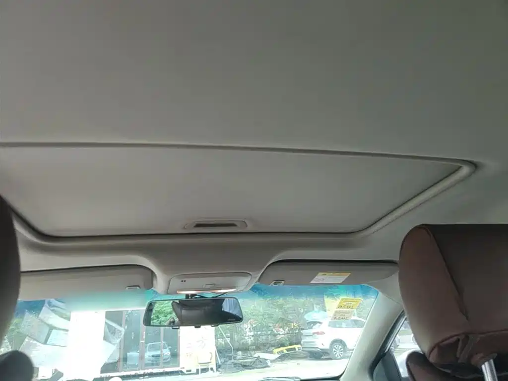 Buick Excelle 2015 15N Automatic Elite фото 18