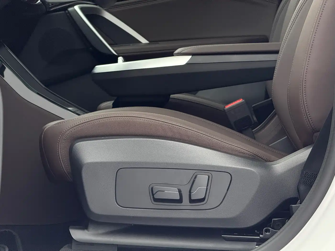 BMW X1 2023 sDrive20Li X Design Package фото 23