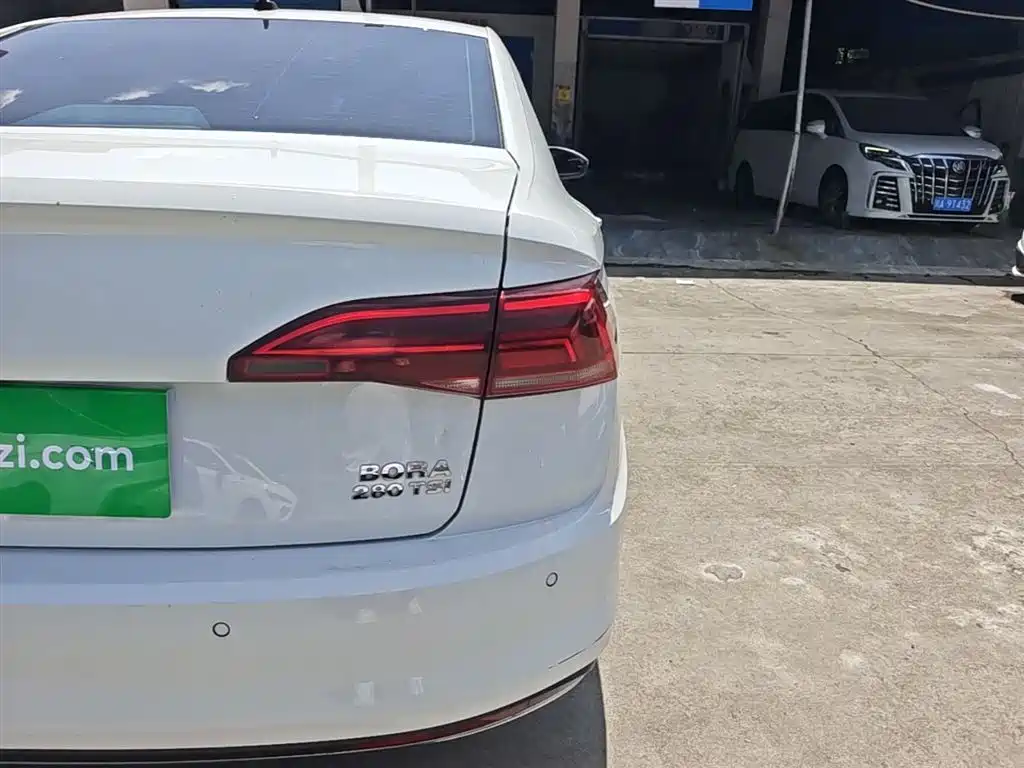Volkswagen Bora 2019 Facelift 280TSI DSG Luxury China V фото 8