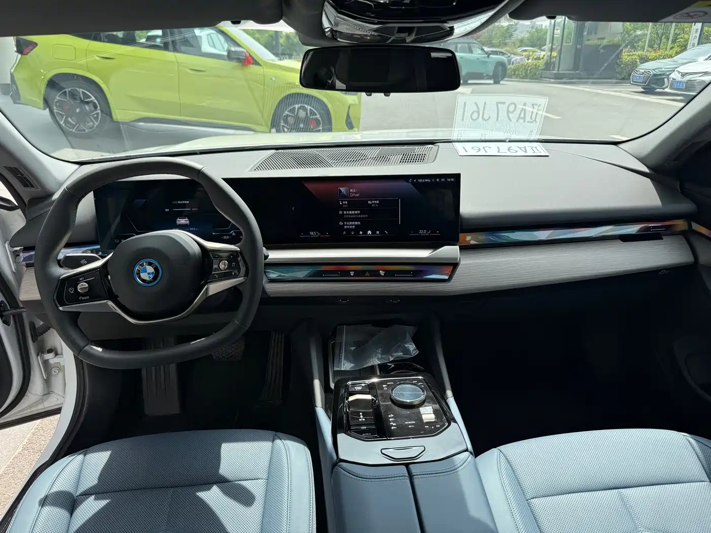 BMW i5 2025 eDrive 35L Luxury Package фото 5