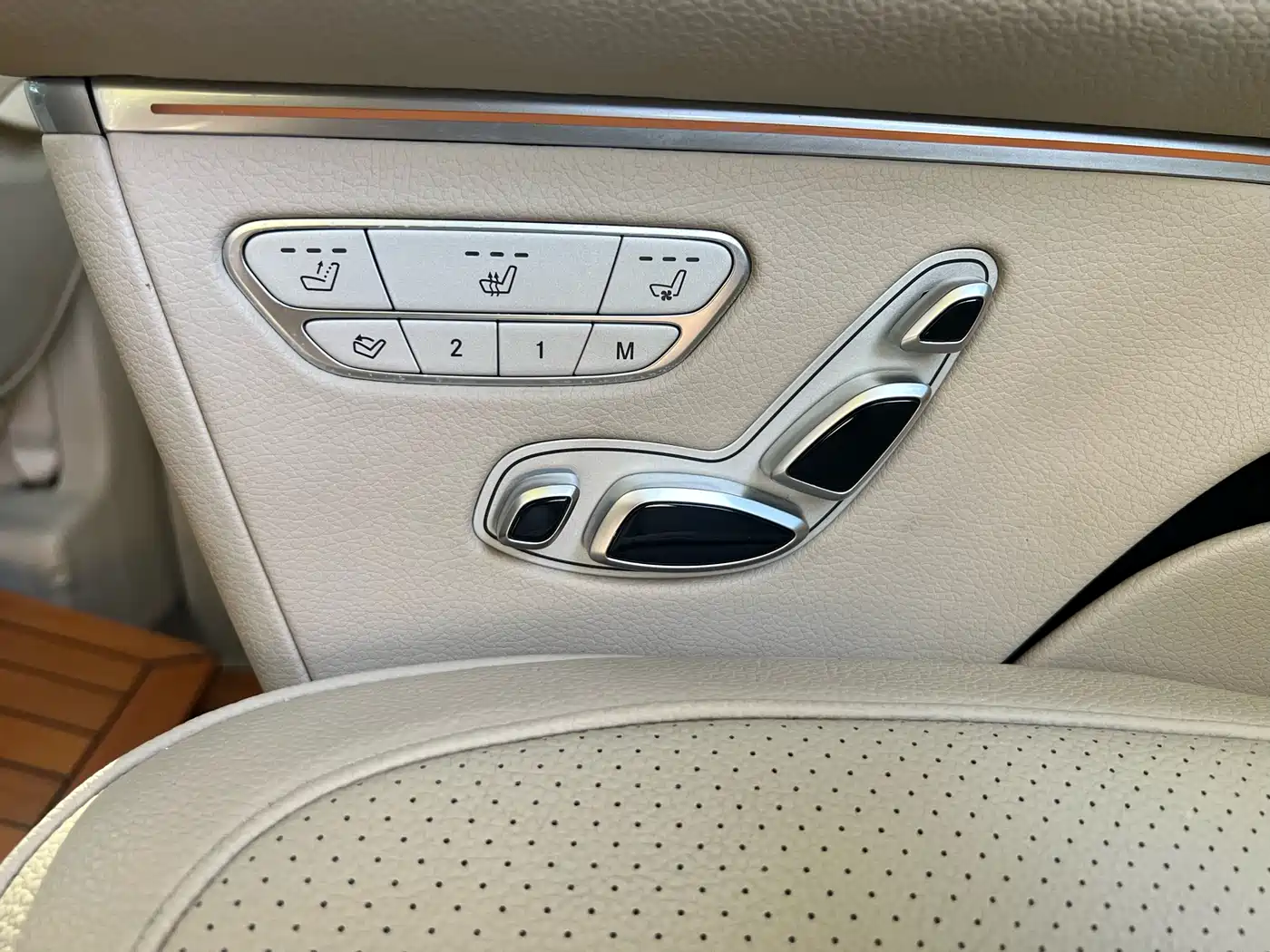 Mercedes-Benz V-Class 2021 V 260 Pilot Edition фото 17