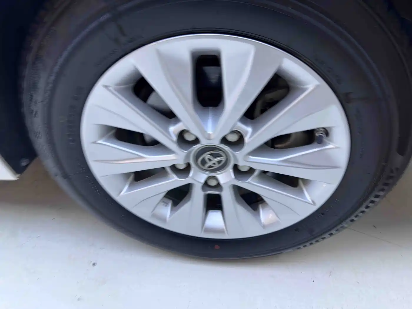 Toyota Corolla 2022 1.2T S-CVT Pioneer PLUS Edition фото 13