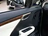 Фото 23 - Lexus RX