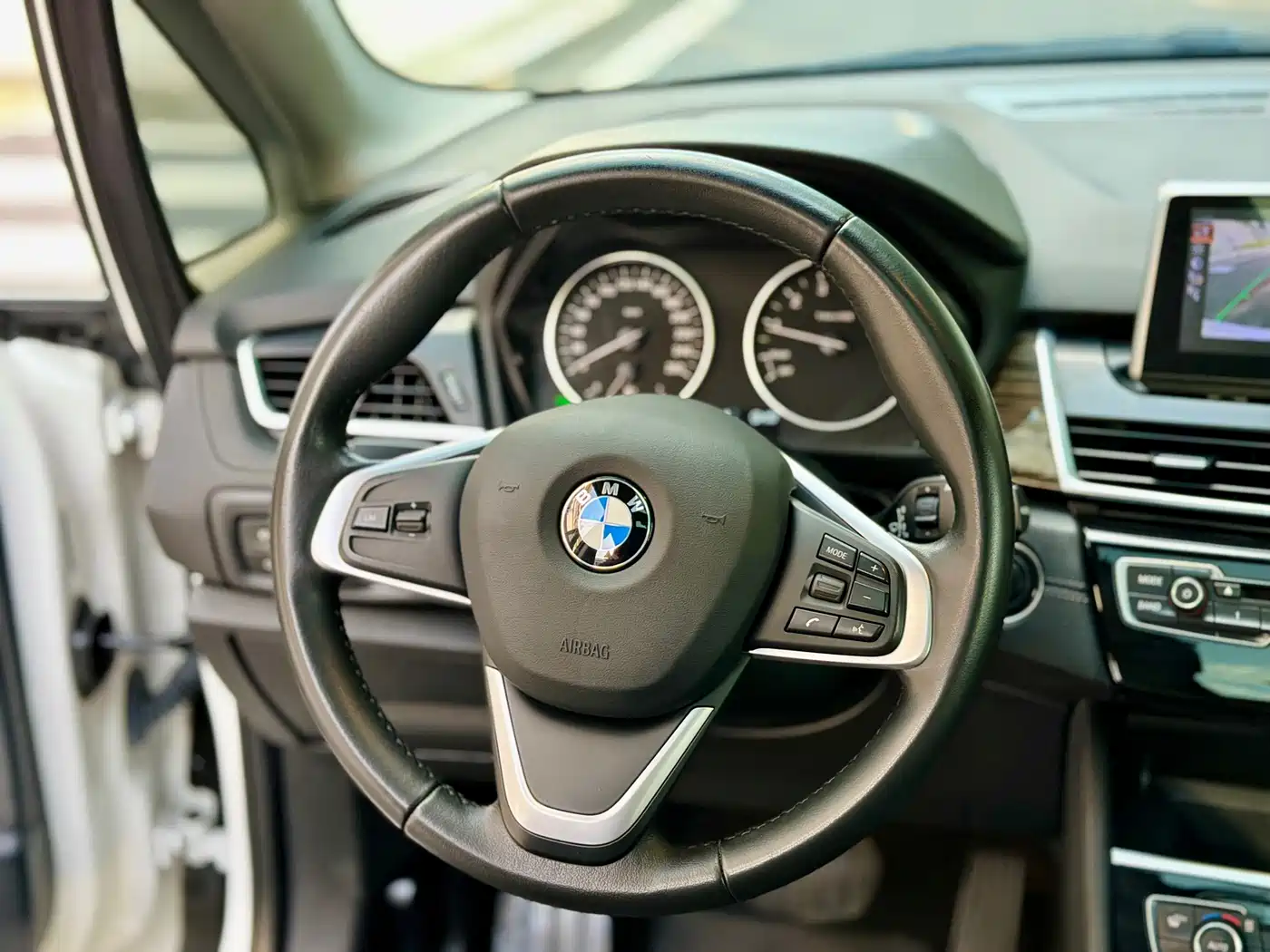 BMW 2 Series Tourer (Import) 2015 2014 220i Luxury Design Package