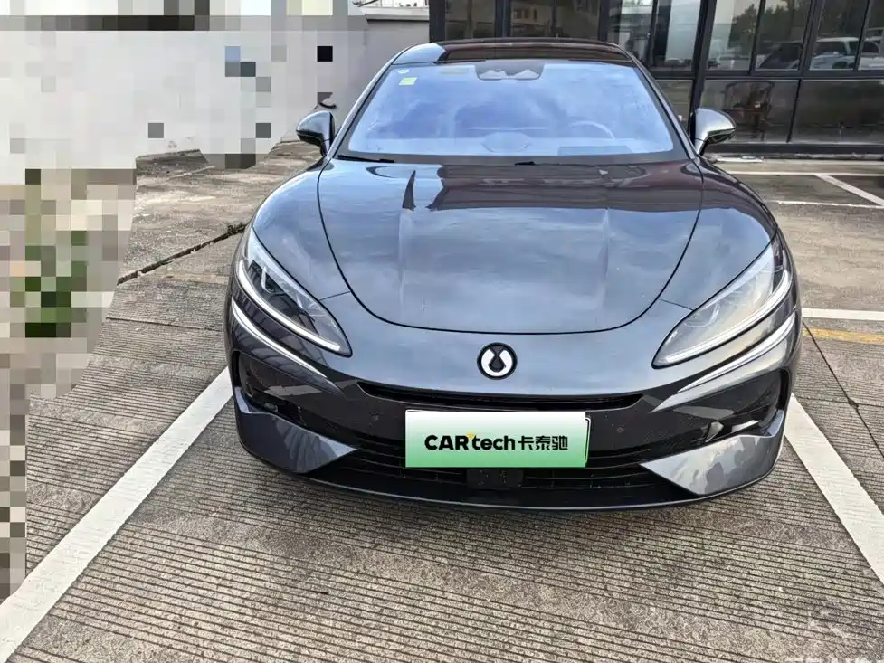 Denza Z9 2025 2024 Model 1100km AWD Max Edition