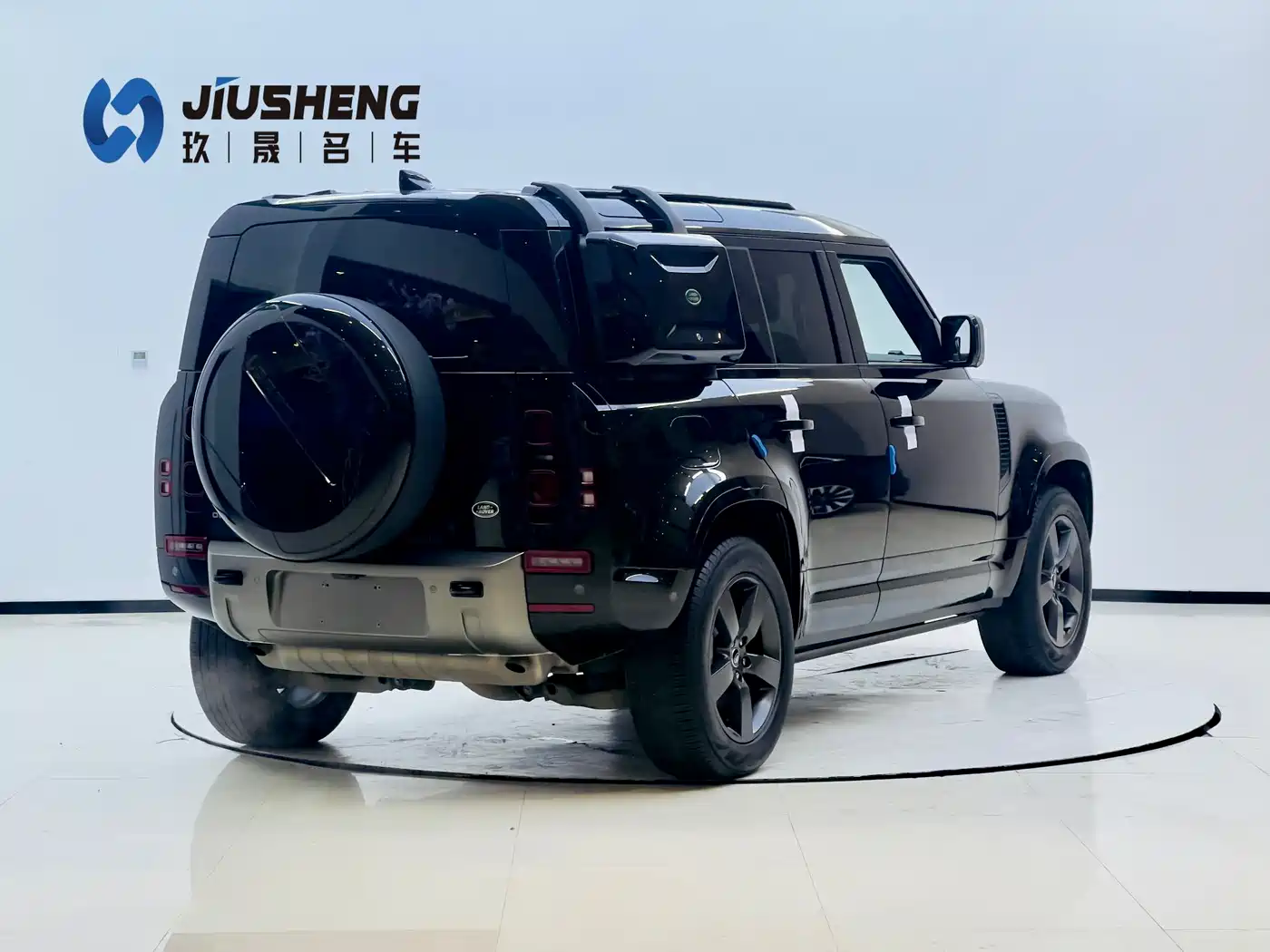 Land Rover Defender 2024 110 3.0T P400 X-DYNAMIC HSE фото 9