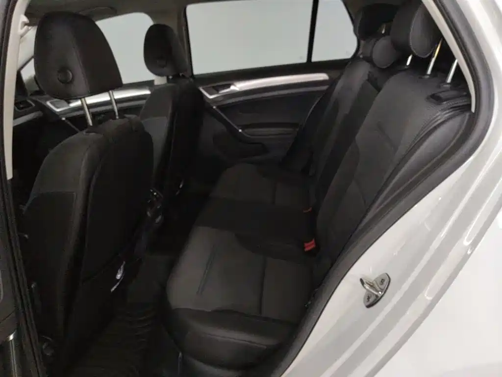 Volkswagen Golf 2019 280TSI DSG Comfort China VI фото 13