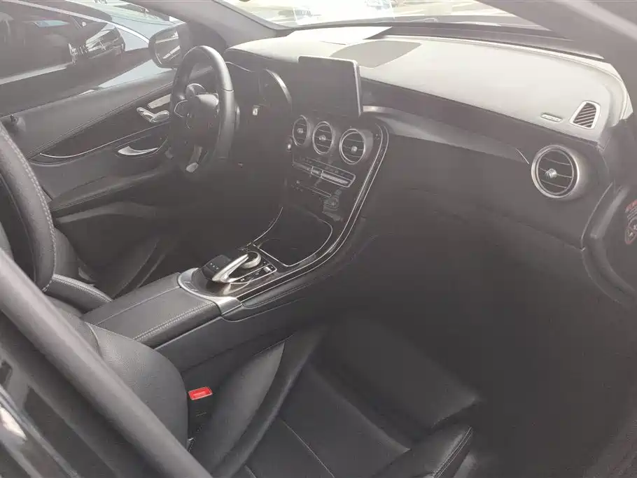 Mercedes-Benz GLC 2016 GLC 260 4MATIC Luxury фото 8