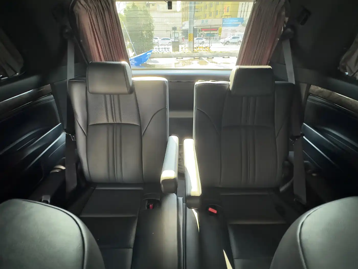 Toyota Alphard 2018 Facelift 3.5L Premium Edition фото 16