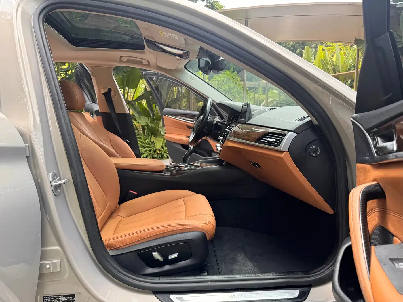 BMW 5 Series 2018 528Li Launch Special Edition фото 6