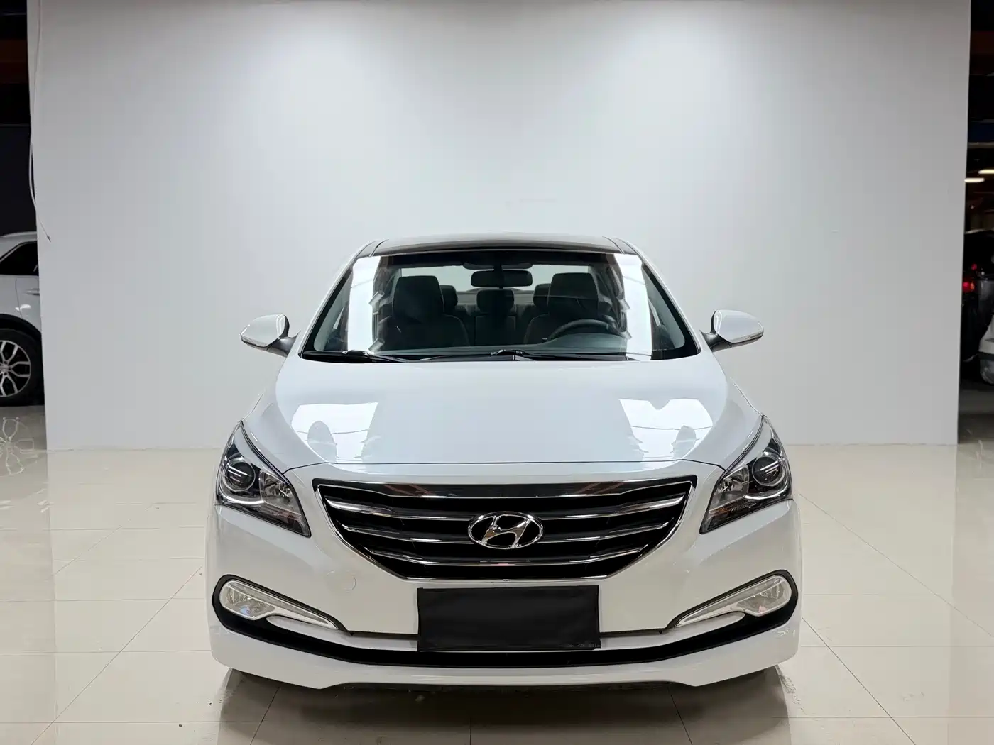 Hyundai Mistra 2016 1.8L Automatic Smart GLS фото 3