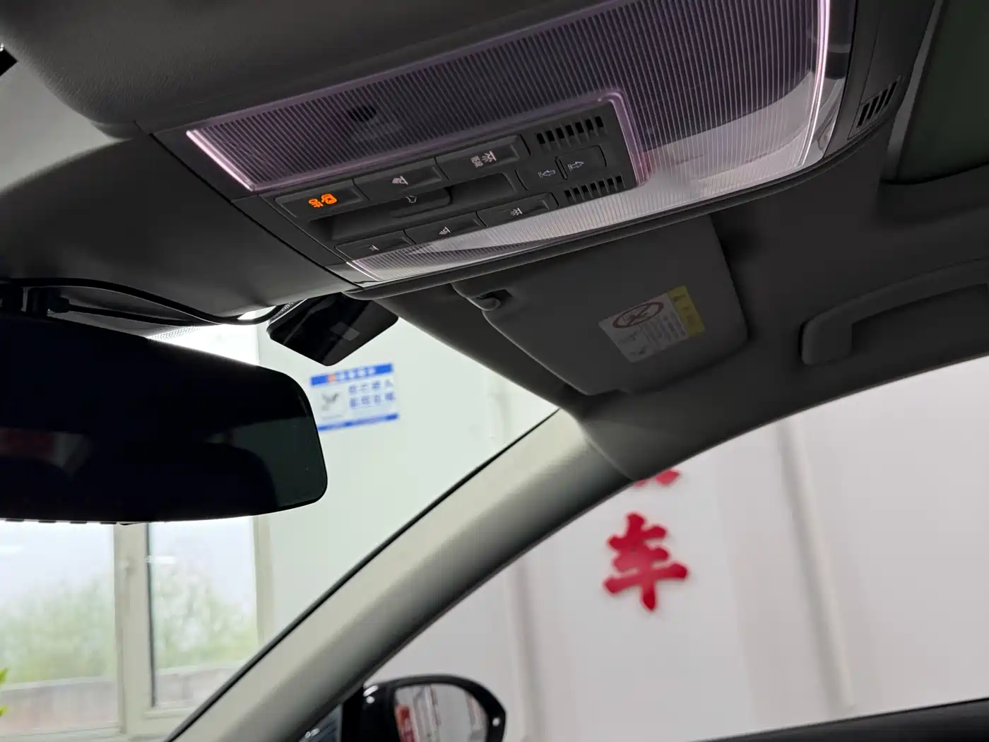 Volkswagen Magotan 2019 330TSI DSG Premium China V фото 8