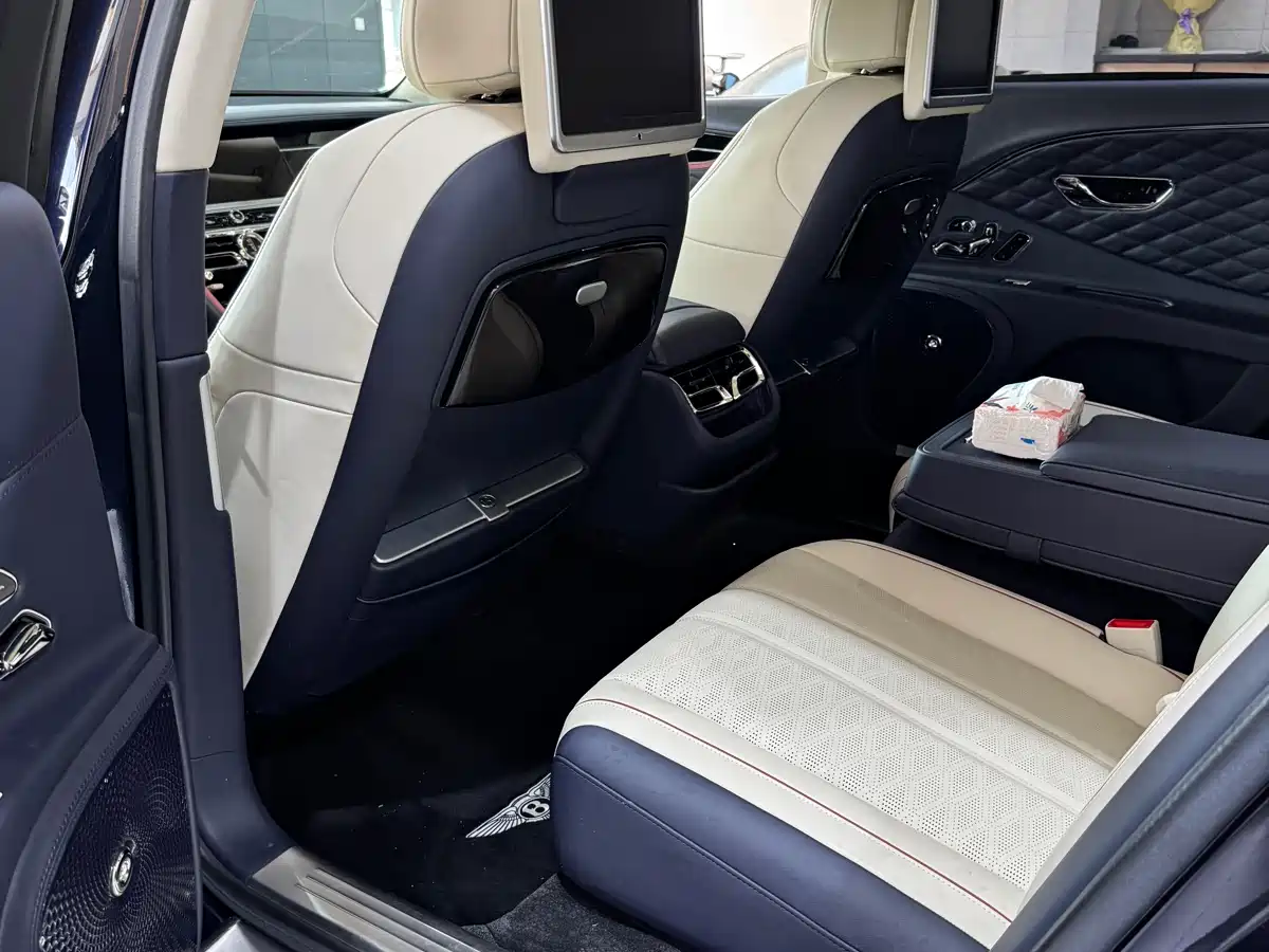 Bentley Flying Spur 2014 4.0T V8 Prestige Edition фото 8