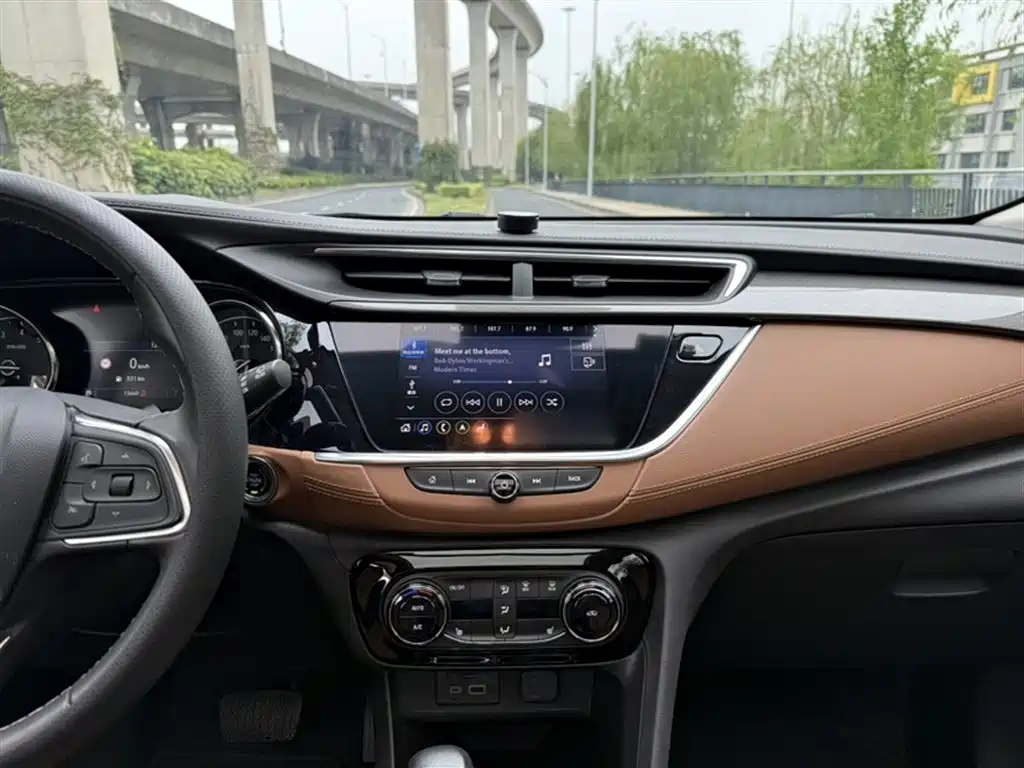 Buick Encore GX 2020 20T CVT FWD Flagship фото 6