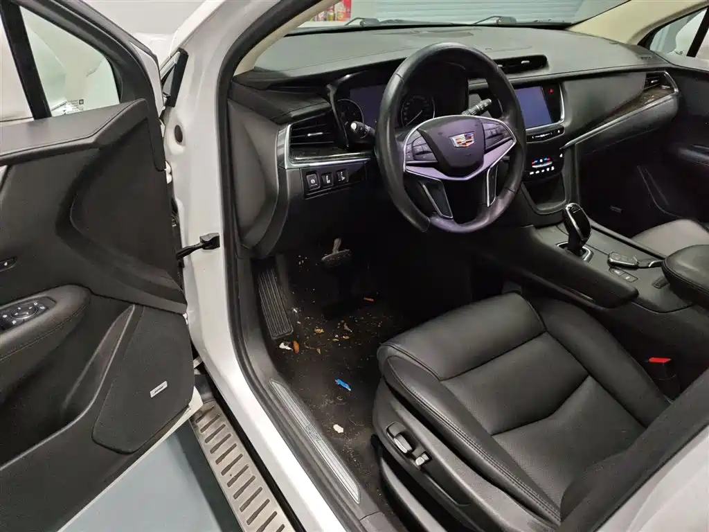 Cadillac XT5 2018 25T Luxury фото 12