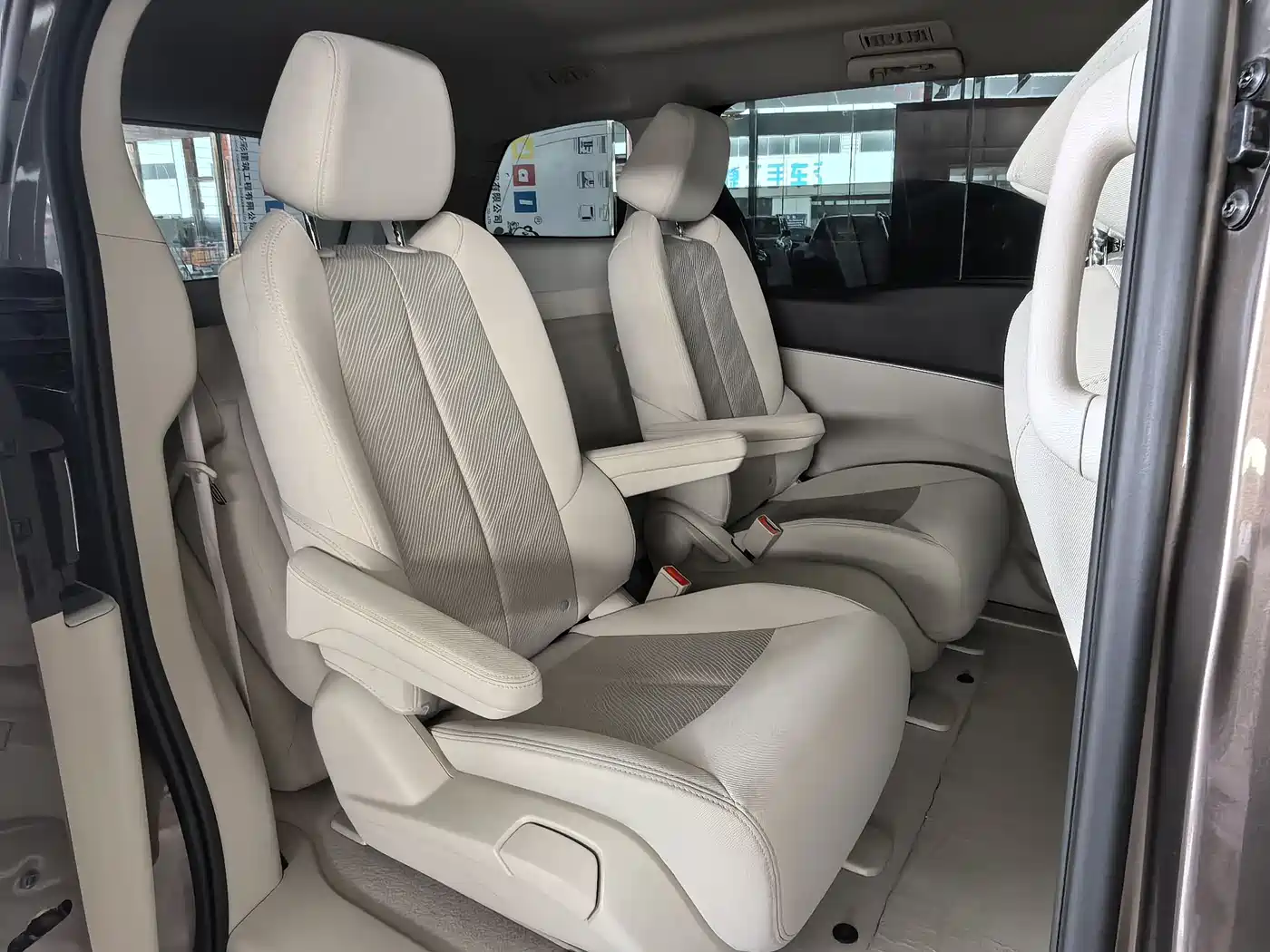 Buick GL8 2023 Model Land Business Class Comfort фото 10