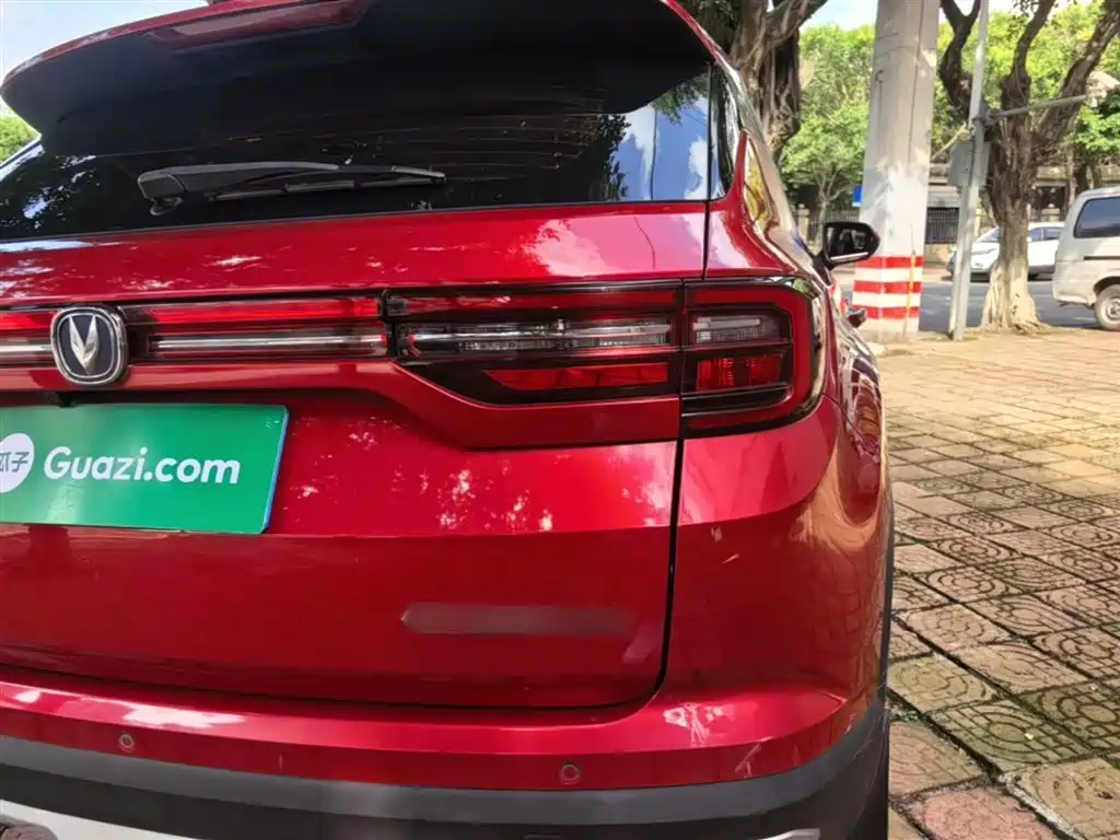 Changan CS35 PLUS 2019 2018 1.6L Automatic Cool Connect China V