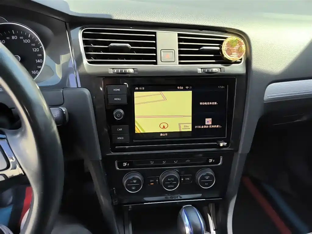 VOLKSWAGEN GOLF*PURE ELECTRICITY