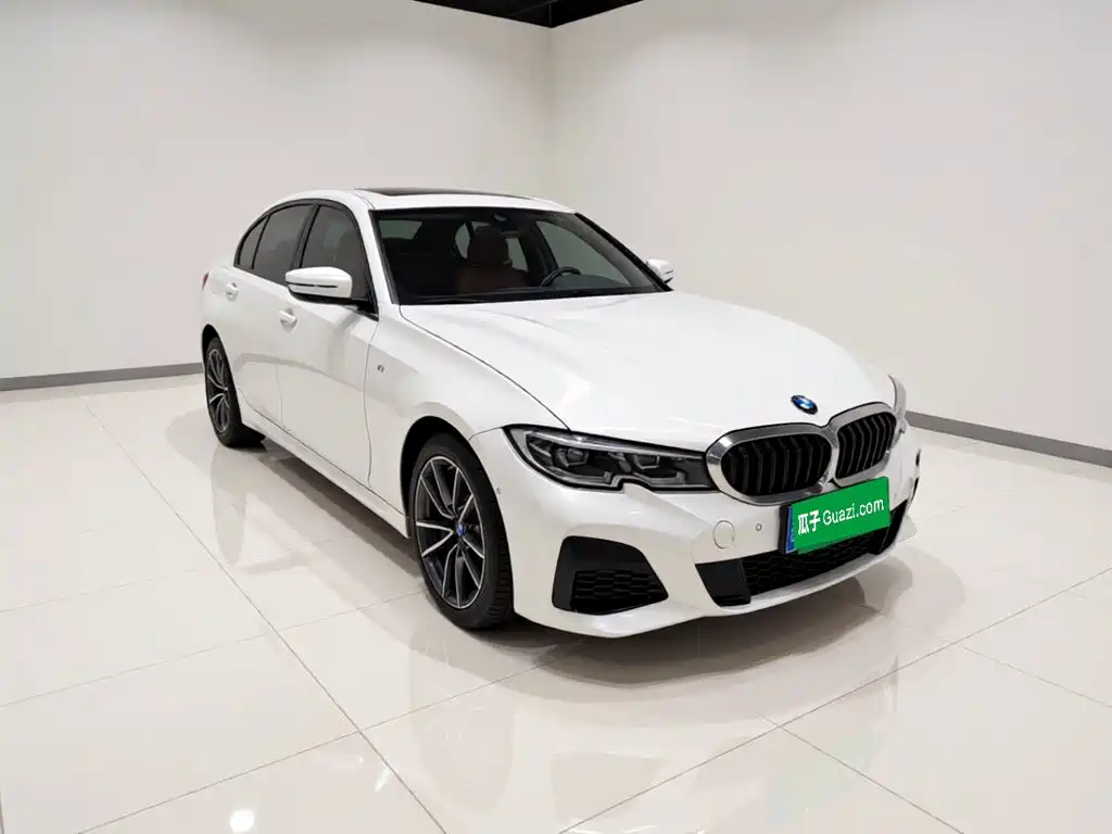 Фото 3 - BMW 3 Series