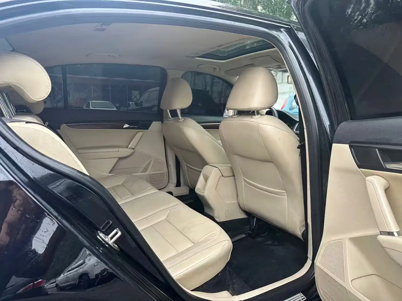 Volkswagen Lavida 2013 Facelift 1.4TSI DSG Comfort фото 16