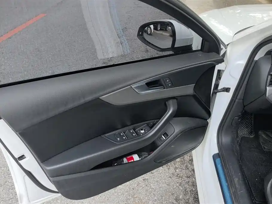 Audi A4L 2019 40 TFSI Progressive (China VI) фото 7