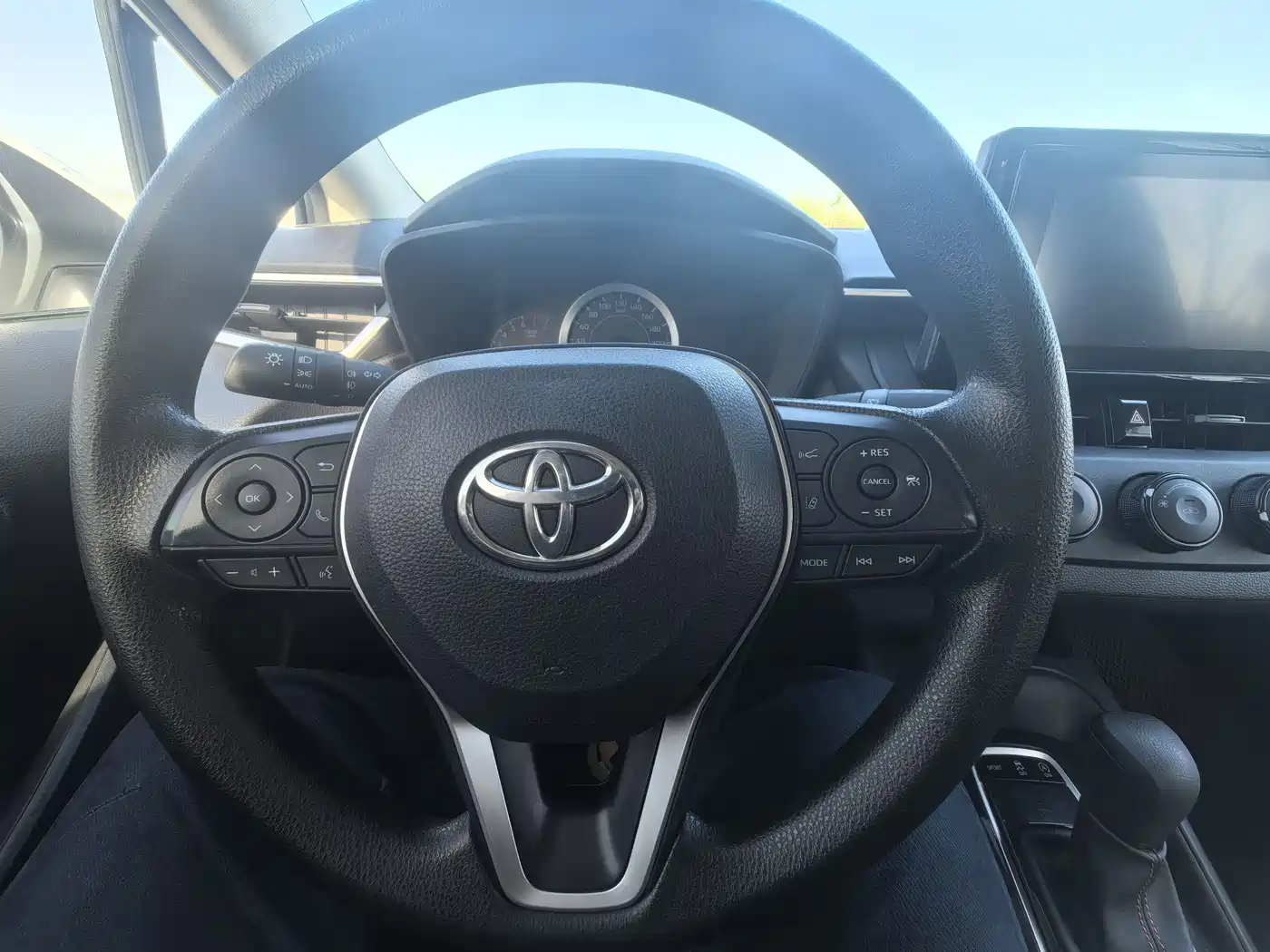 Toyota Corolla 2023 1.2T Pioneer Edition фото 9