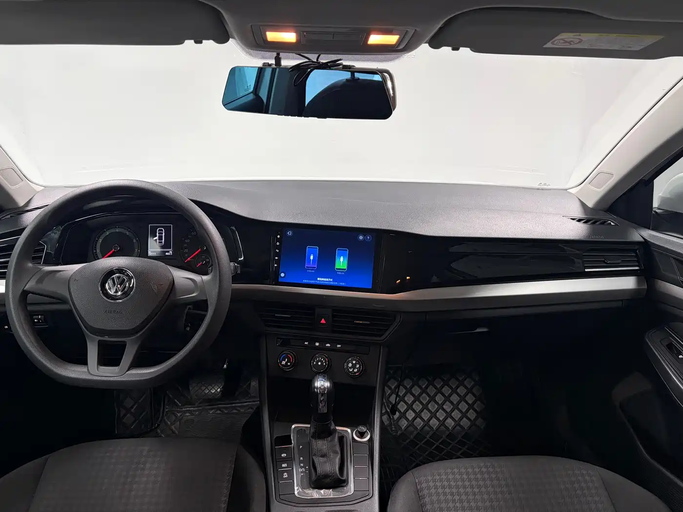 Volkswagen Bora 2020 1.5L Automatic Fashion фото 8