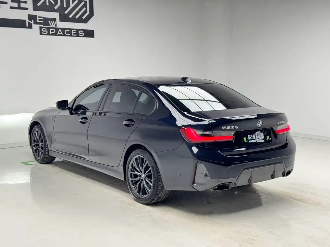 BMW 3 Series 2024 325Li M Sport Shadowline Package фото 6