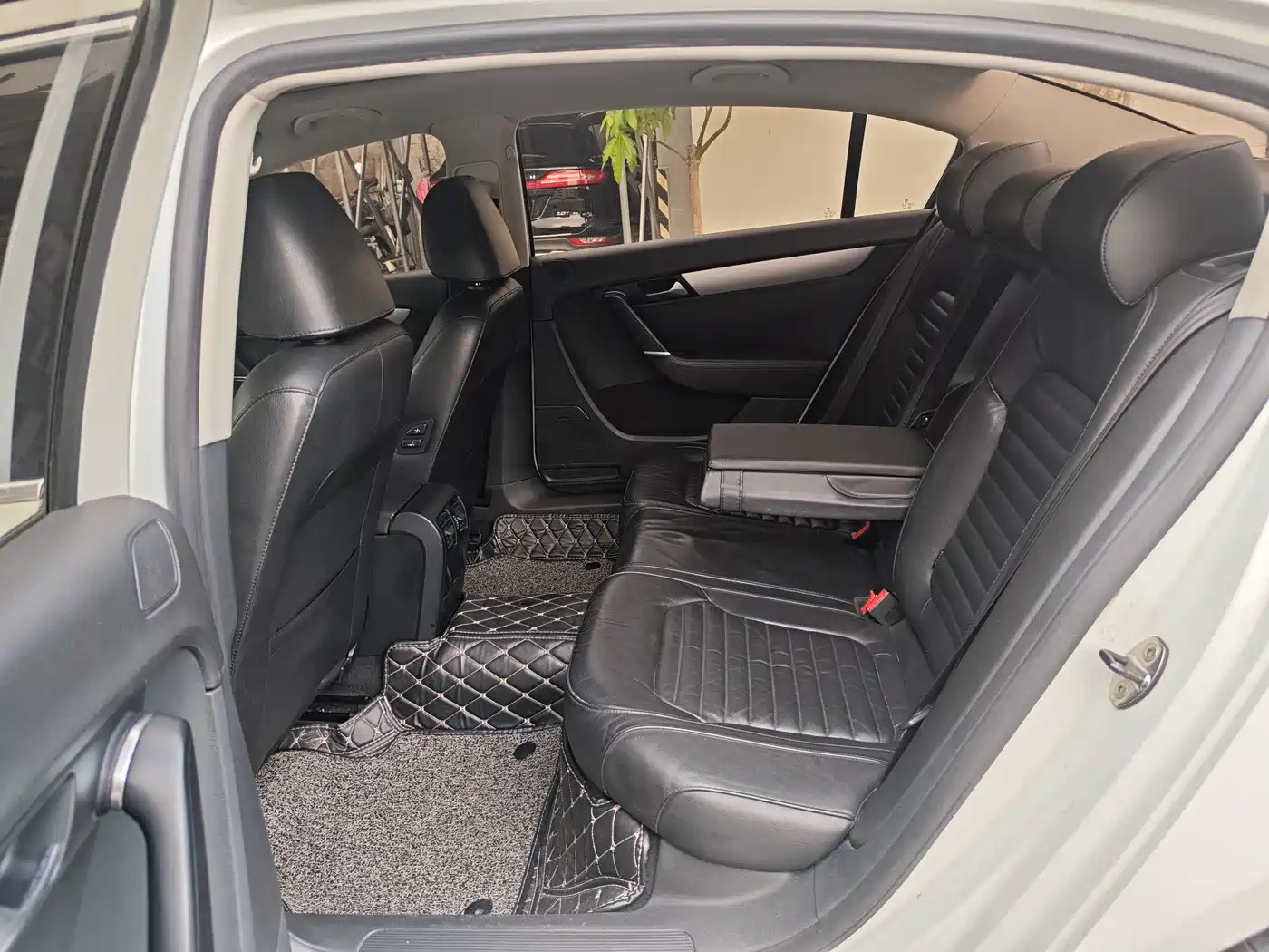 Volkswagen Magotan 2013 1.8TSI Leading фото 14
