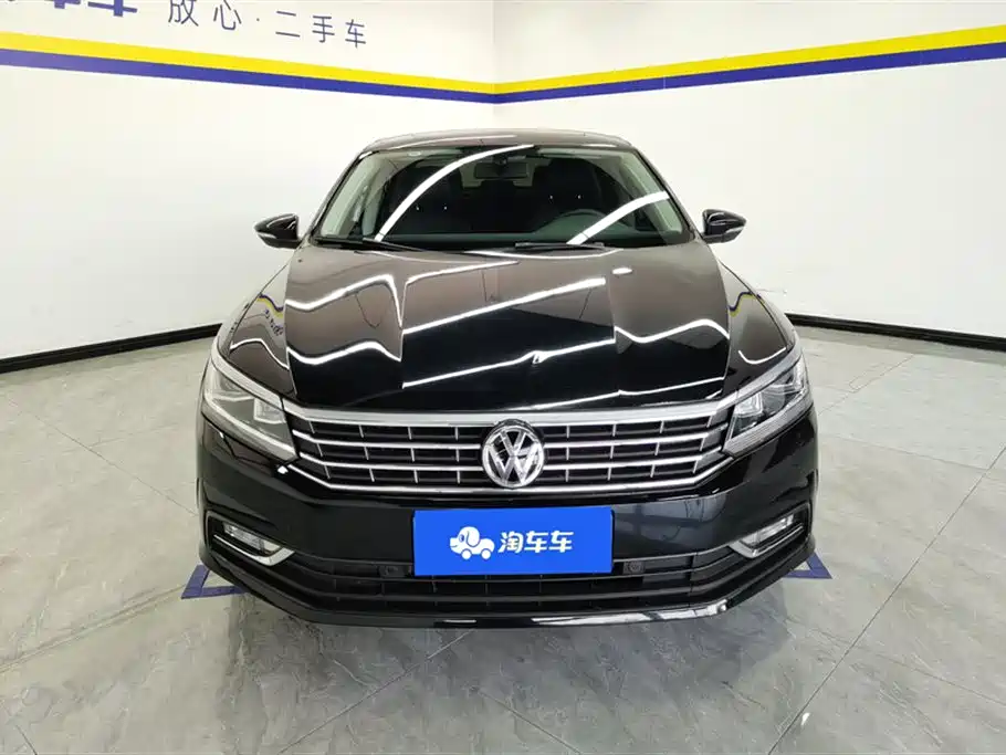 Volkswagen Passat 2017 330TSI DSG Prestige фото 2