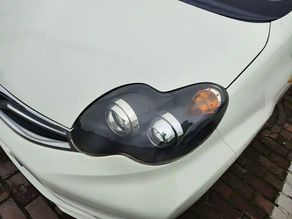 BYD F0 2015 1.0L AMT Xuan Cool Edition фото 24