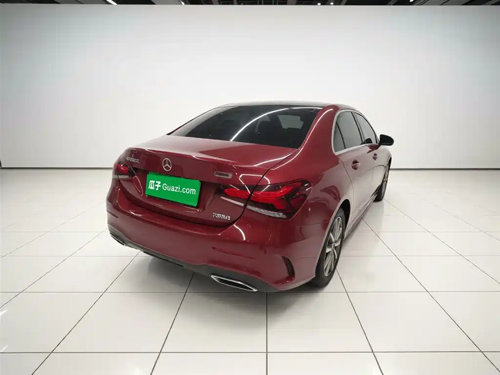 Mercedes-Benz A-Class 2021 A 200 L Sport Sedan Dynamic Type фото 5