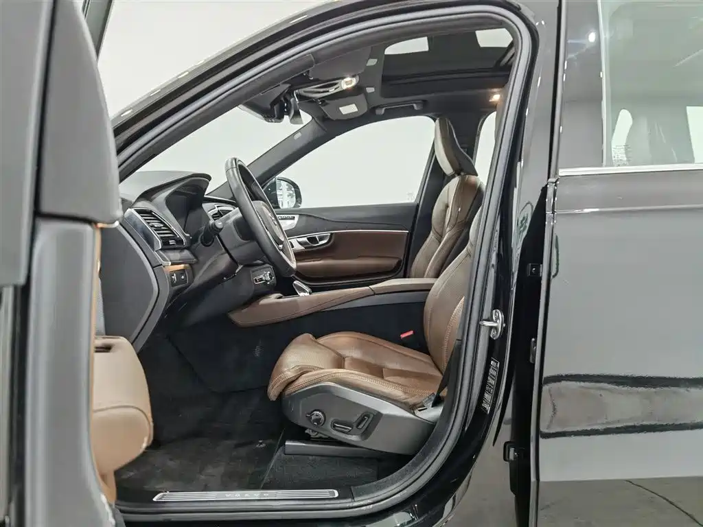 Volvo XC90 2022 B6 Smart Elegance Luxury 7-Seater фото 10
