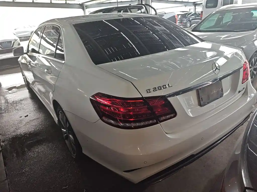 Mercedes-Benz E-Class 2015 E 260 L Sport фото 5