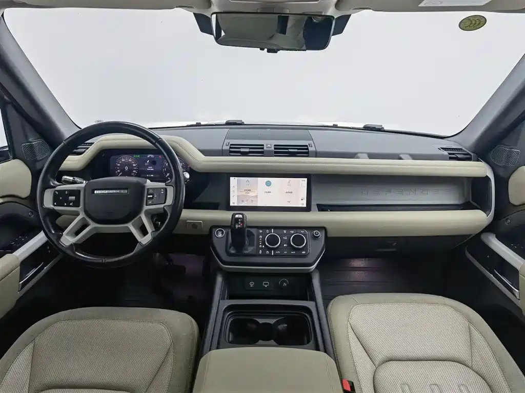 Land Rover Defender 2020 Model 110 P400 SE фото 5