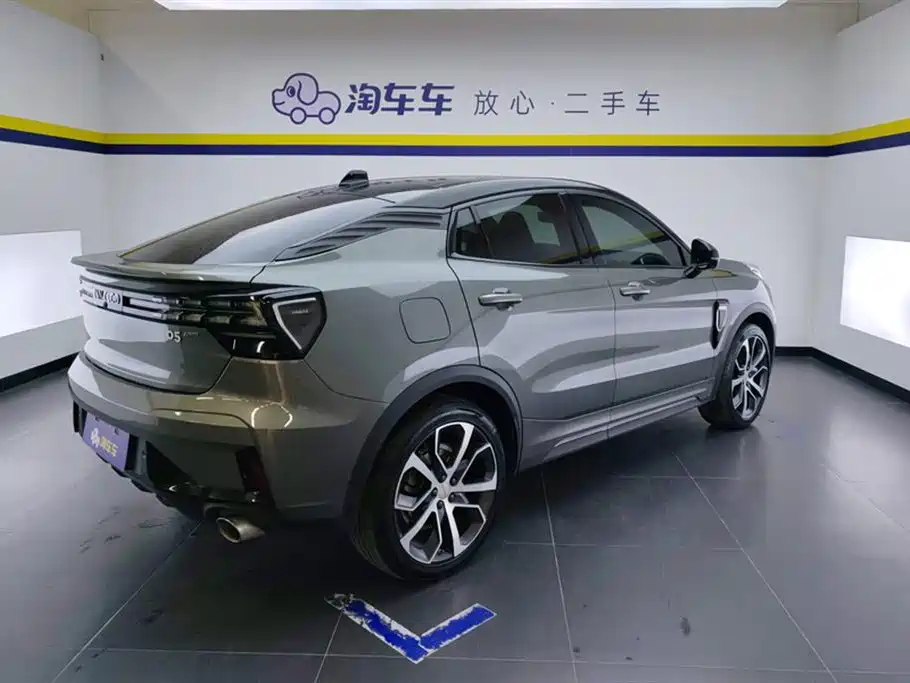 Lynk & Co 05 2020 2.0TD 4WD Halo Edition фото 3