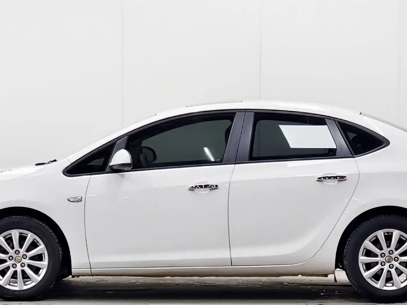 Buick Excelle 2013 Model GT 1.6L Manual Progressive фото 7