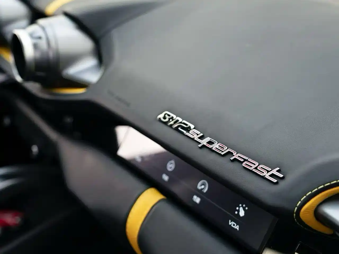Ferrari 812 2018 2017 6.5L Superfast