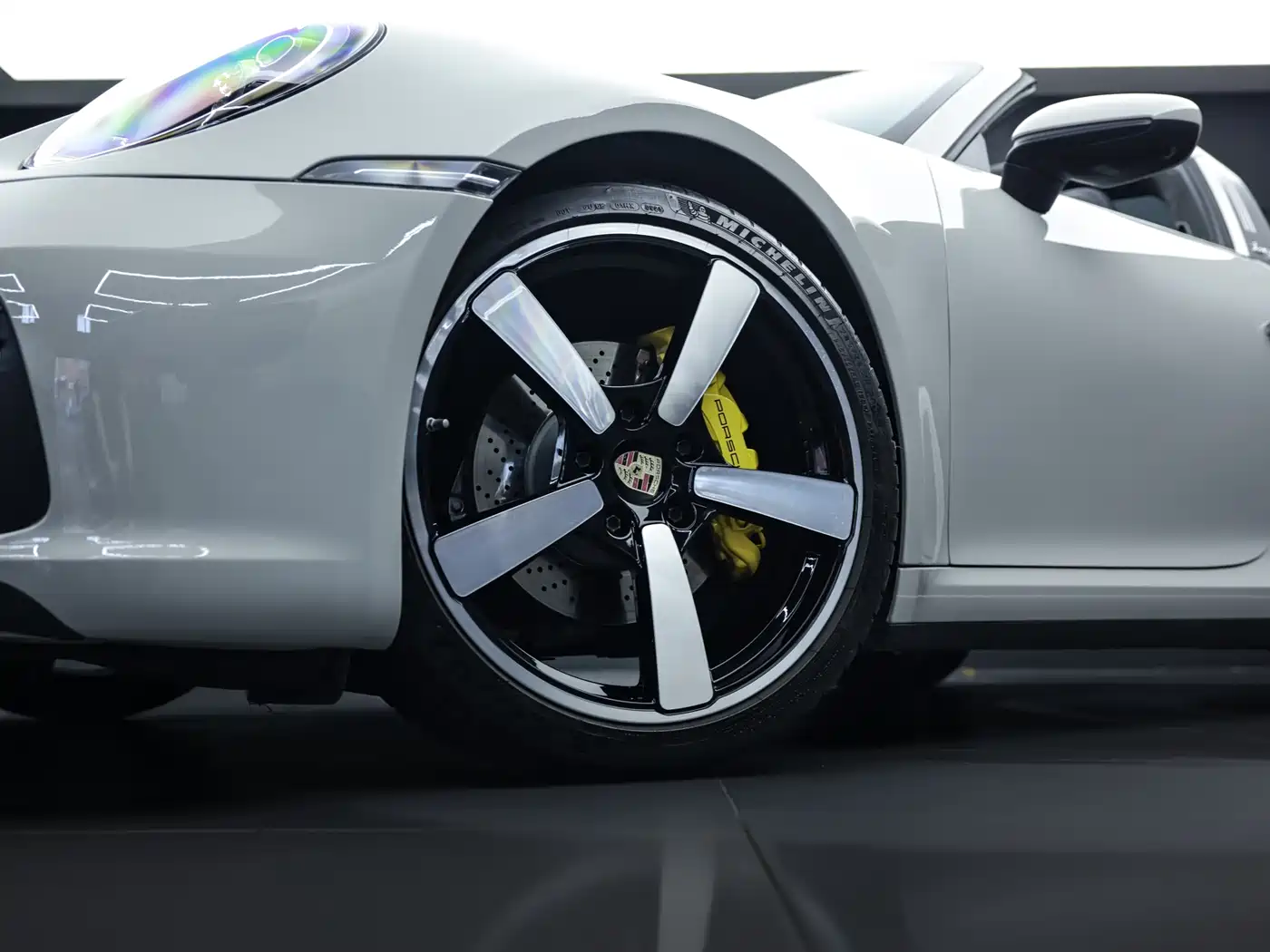 Porsche 911 2023 Targa 4 3.0T фото 13