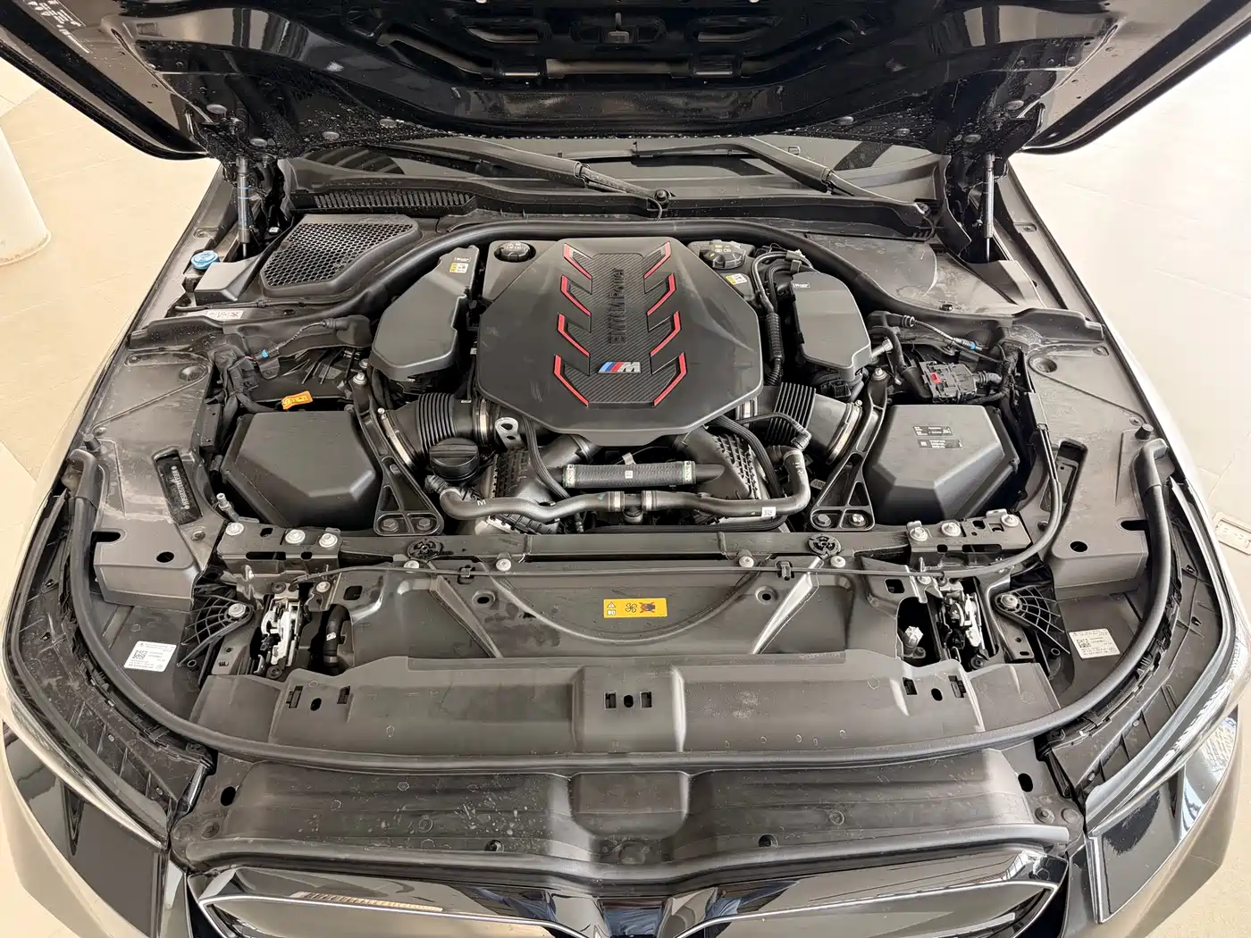 BMW M5 New Energy 2025 M5 фото 5