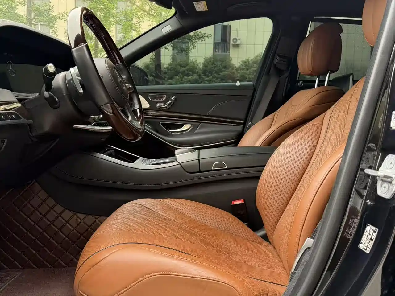 Mercedes-Benz Maybach S-Class 2020 S 450 4MATIC Collector's Edition фото 3