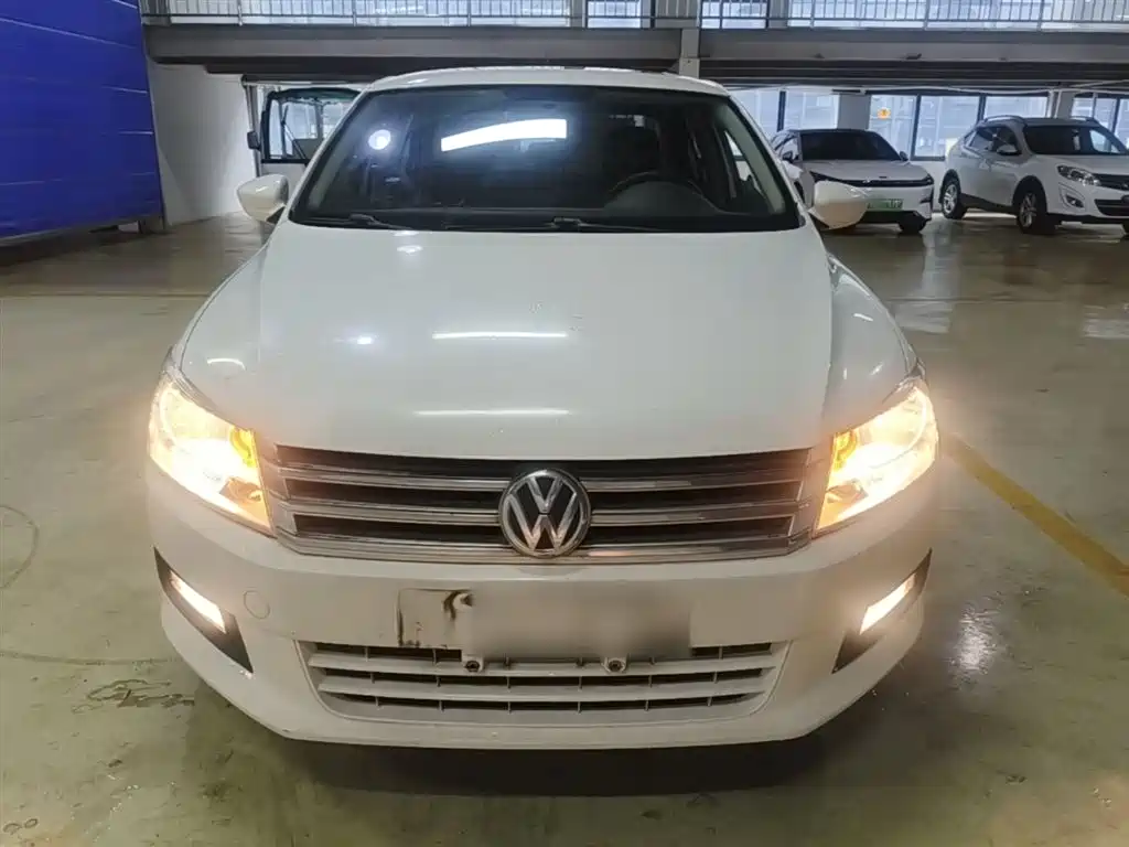 Volkswagen Santana 2015 1.6L Automatic Comfort Edition фото 3