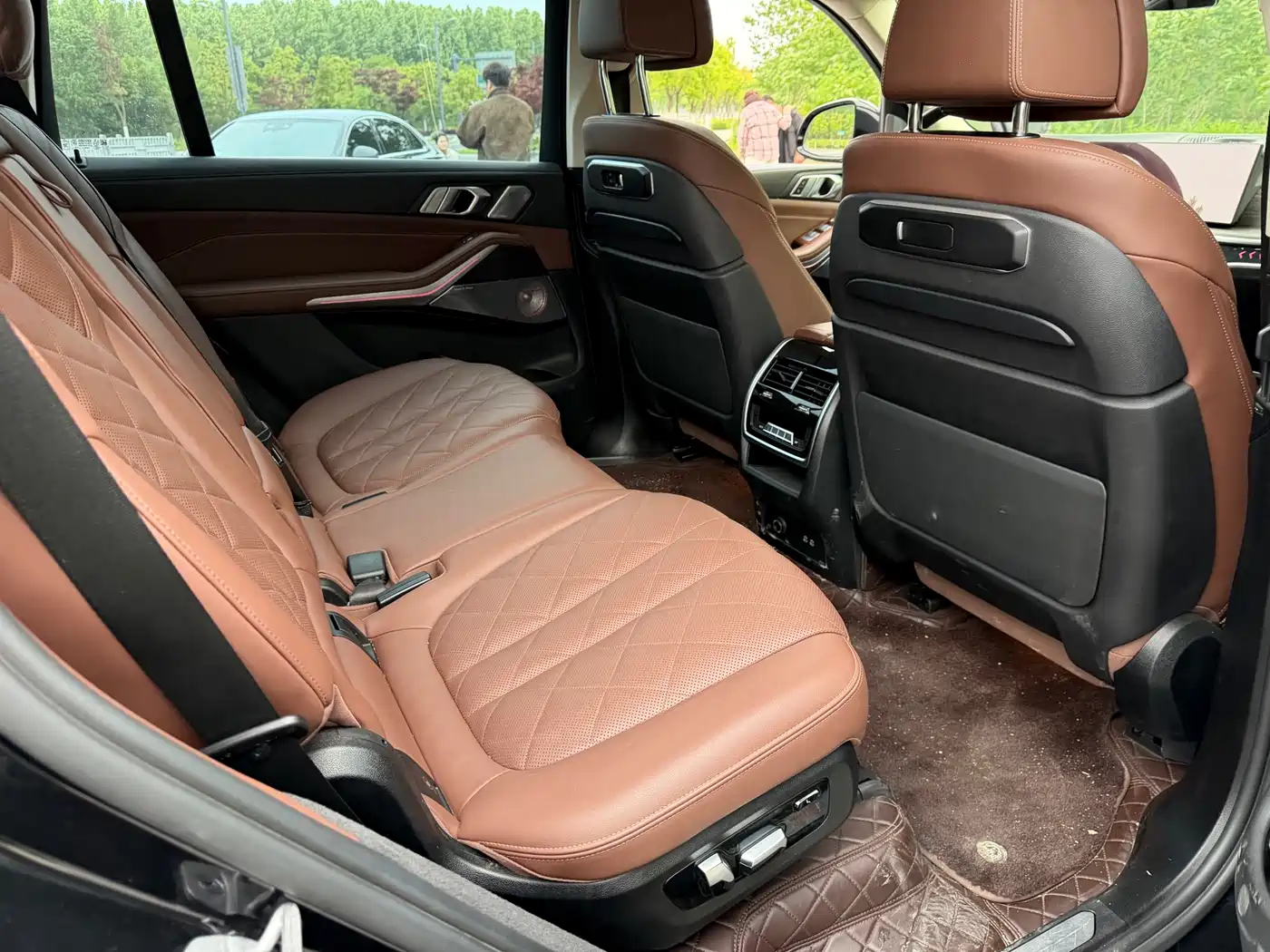 BMW X7 2023 xDrive40i Leading Luxury Package фото 11