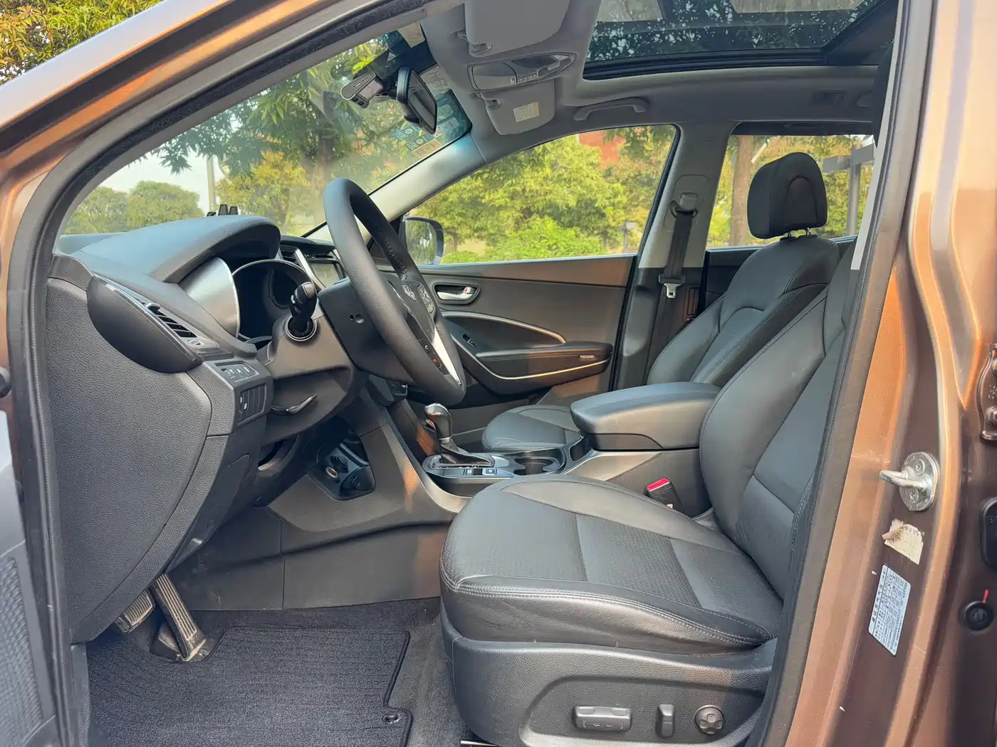 Hyundai Santa Fe 2013 Model 2.4L Automatic 2WD Smart фото 4