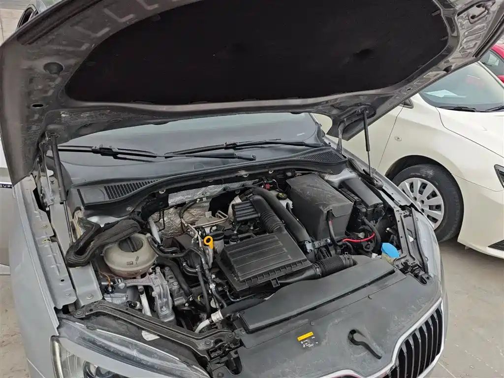 Škoda Superb 2019 TSI280 DSG Comfort Edition фото 20