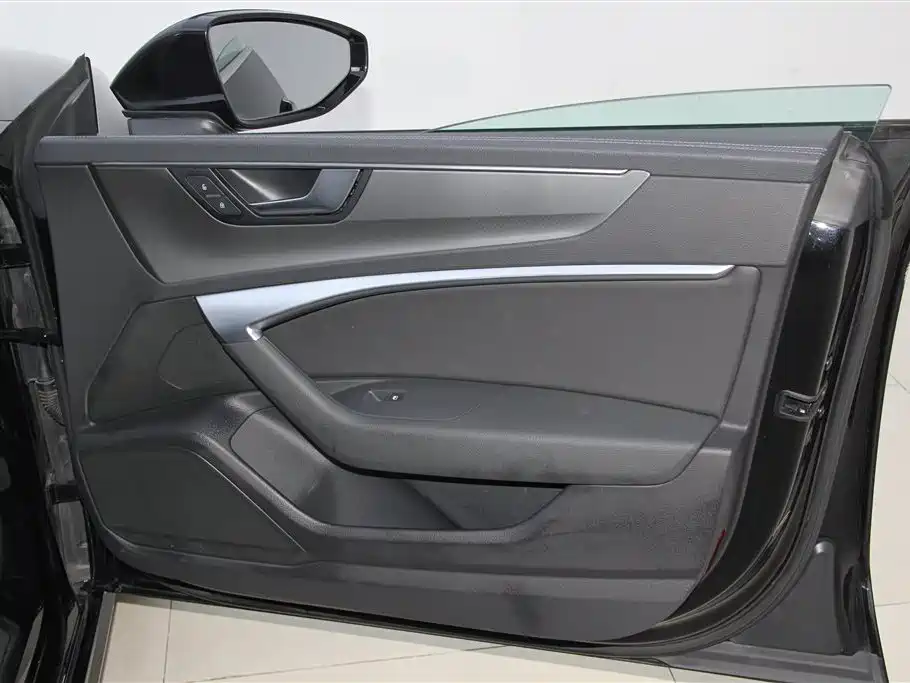 Audi A7L 2024 45TFSI S-line Dream Edition Crystal Package фото 28