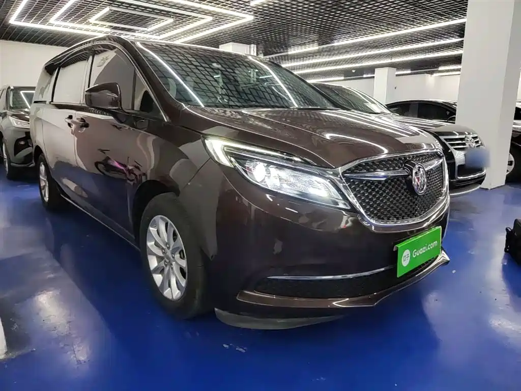 Buick GL8 2018 ES 28T Comfort Type China VI фото 4