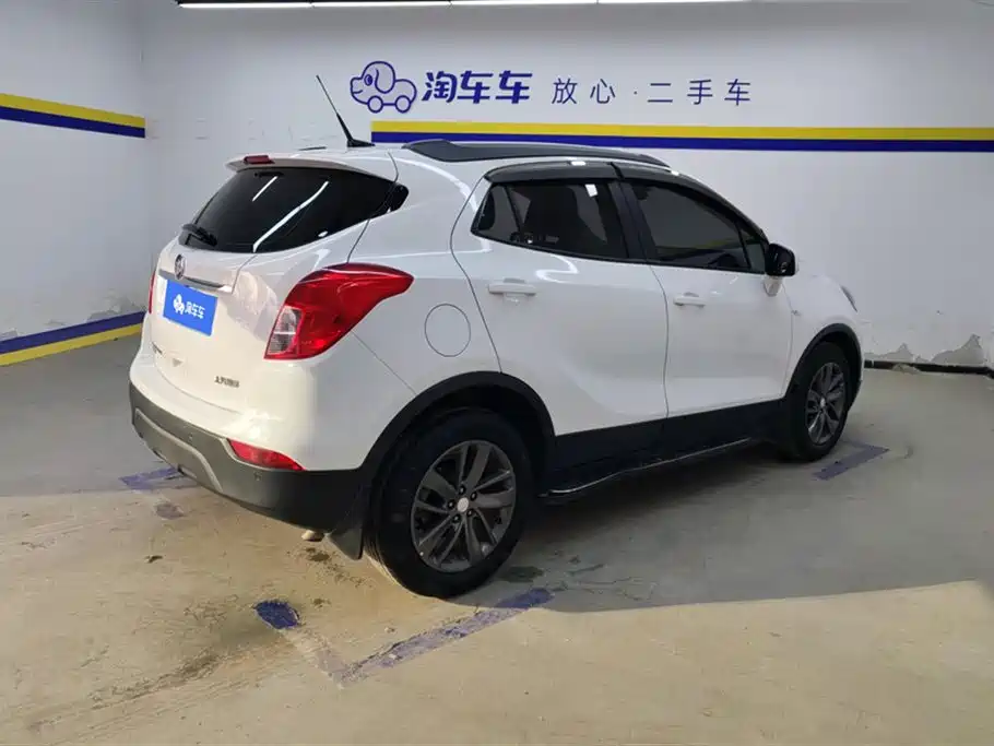 Buick Encore 2018 18T Automatic 2WD Urban Leading фото 3