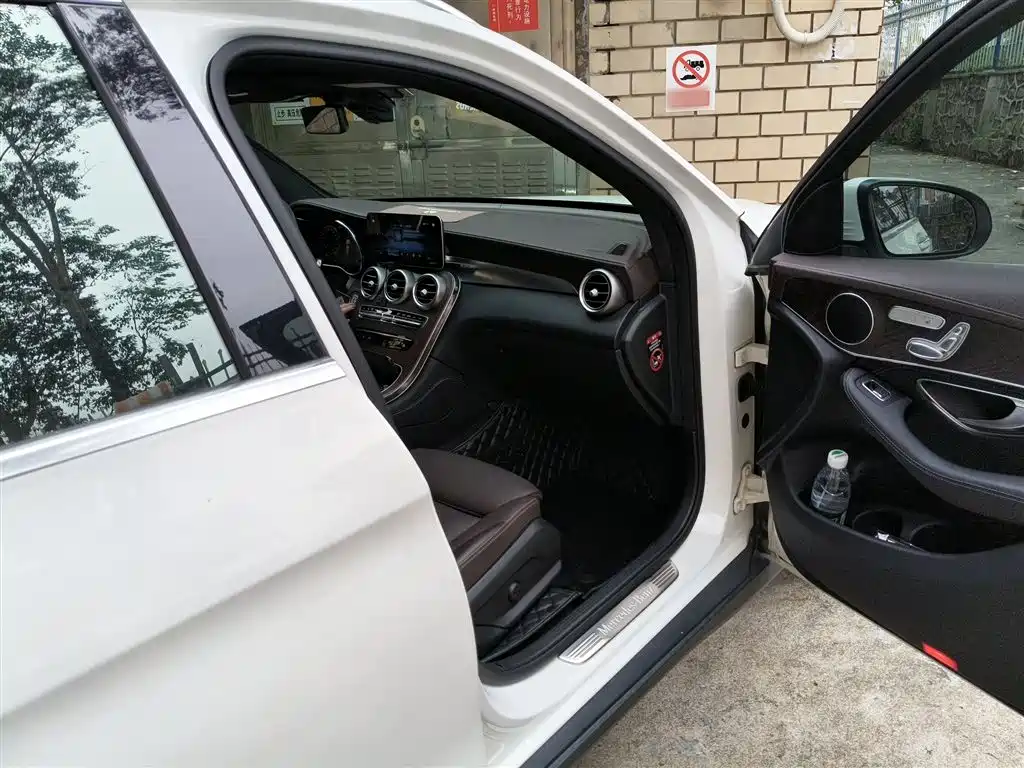 Mercedes-Benz GLC 2020 GLC 260 L 4MATIC Luxury фото 22